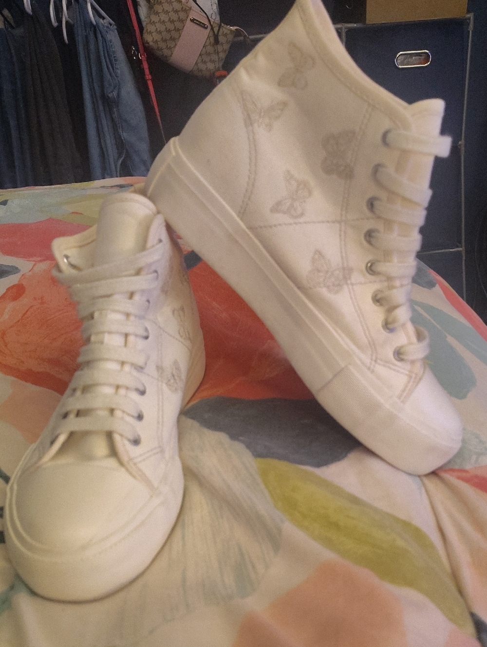 American Eagle Outfitters White High-Top Sneakers with Subtle Butterfly Print